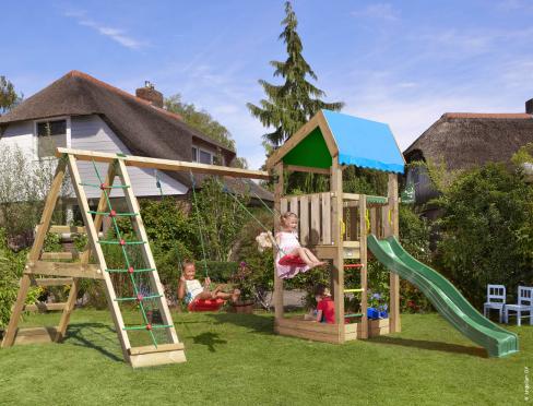 Jungle Home | Wooden climbing frame with swing & climbing net